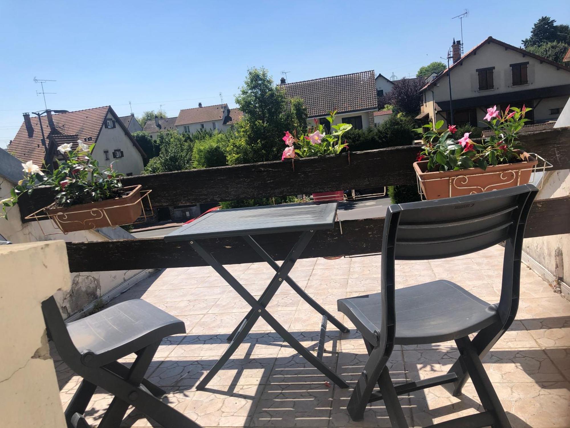 Chelles - Paris - Disneyland Marne La Vallee 外观 照片